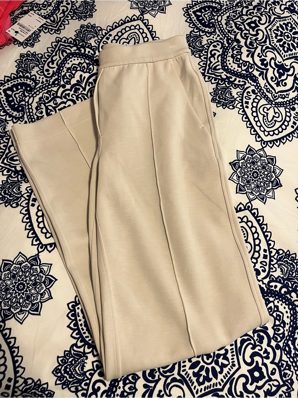 Lululemon Women's Cream Pants